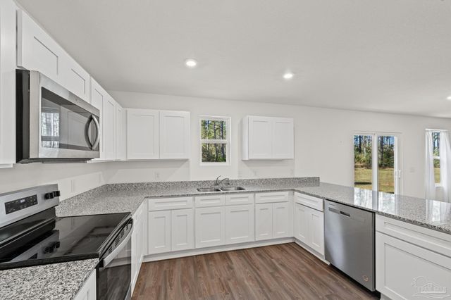 9327 Three Hollow Rd, Jay, FL 32565