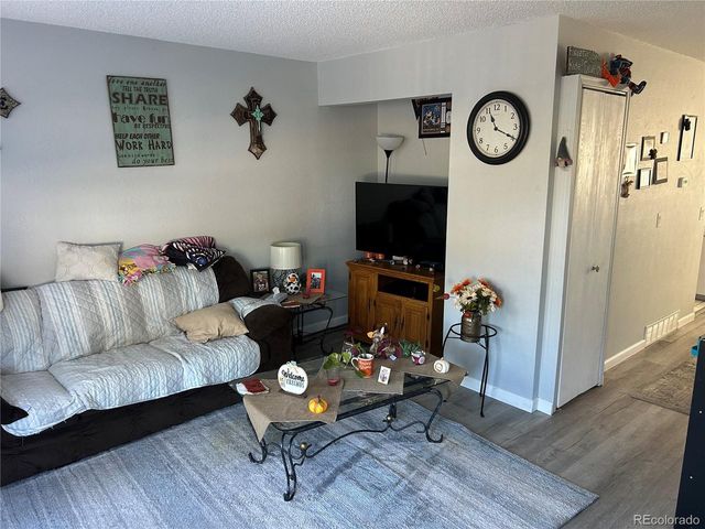 7980 Chase Cir F, Arvada, CO 80003