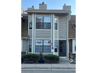 7980 Chase Cir F, Arvada, CO 80003