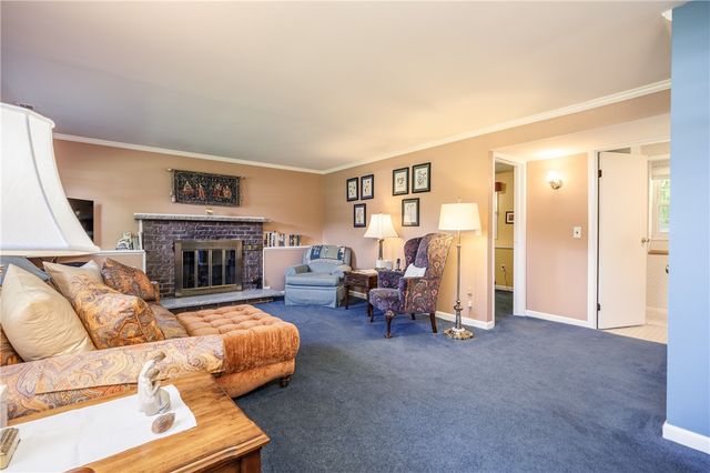 22 Red Leaf Drive, Chili, NY 14624