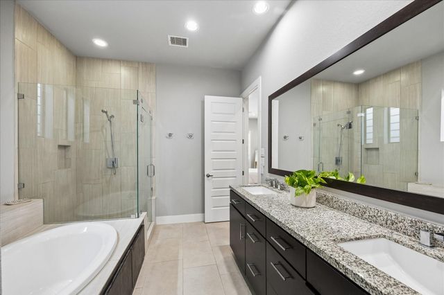 2410 Couch Street, Houston, TX 77008