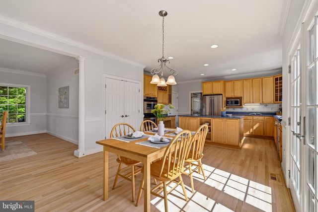 18905 CELEBRITY LN, Sandy Spring, MD 20860