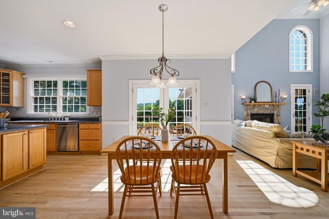 18905 CELEBRITY LN, Sandy Spring, MD 20860