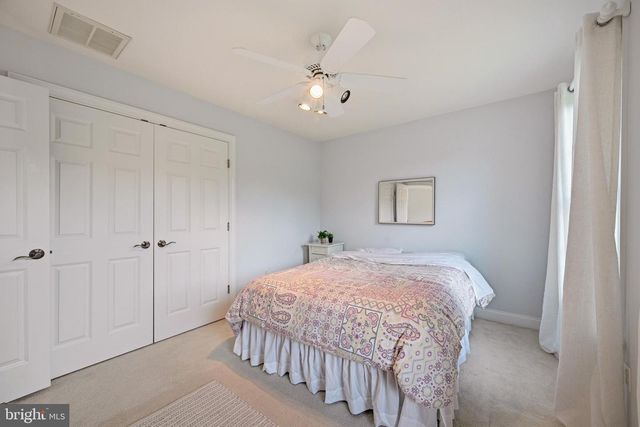 18905 CELEBRITY LN, Sandy Spring, MD 20860