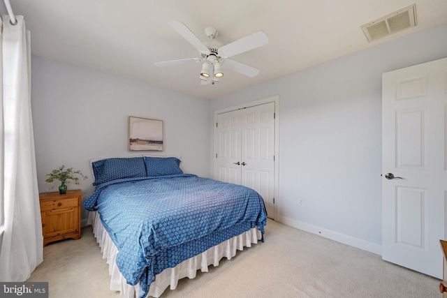 18905 CELEBRITY LN, Sandy Spring, MD 20860