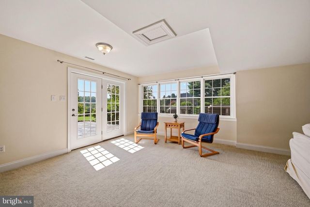 18905 CELEBRITY LN, Sandy Spring, MD 20860