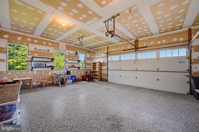 18905 CELEBRITY LN, Sandy Spring, MD 20860