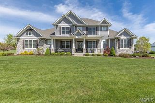 802 Valley Brook Drive, Farmington, MO 63640