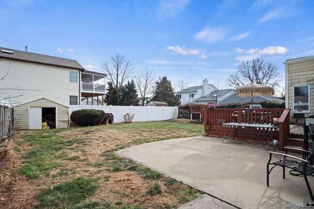 1111 Hempstead Avenue, South Hempstead, NY 11550