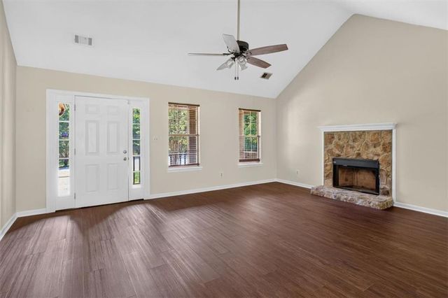 115 Hubbard Drive, Newnan, GA 30263