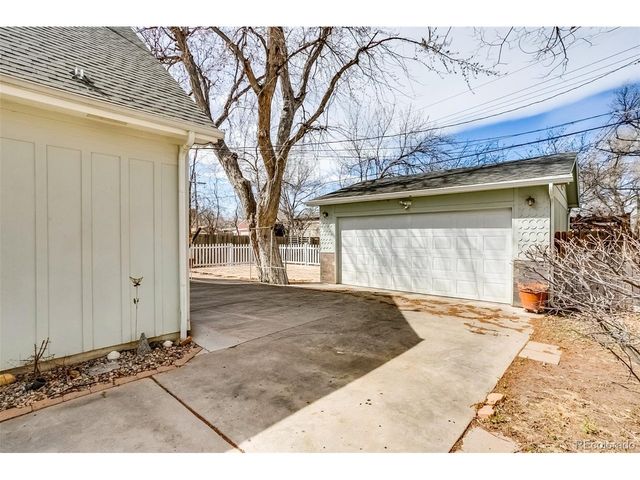 1385 S Hudson St, Denver, CO 80222