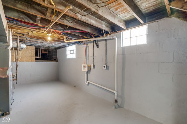 1027 N Linwood Avenue, Indianapolis, IN 46201