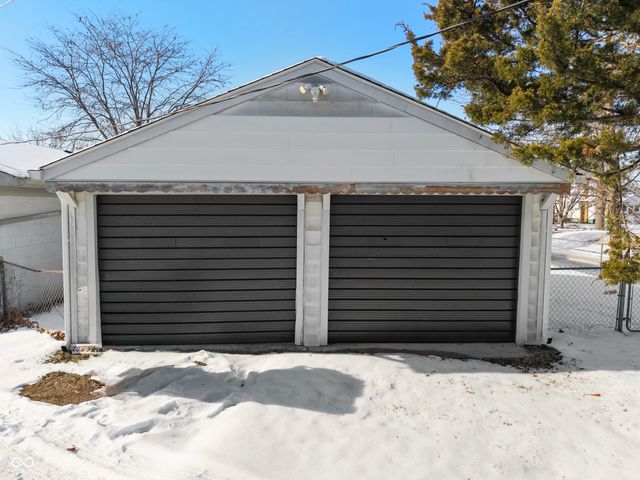 1027 N Linwood Avenue, Indianapolis, IN 46201