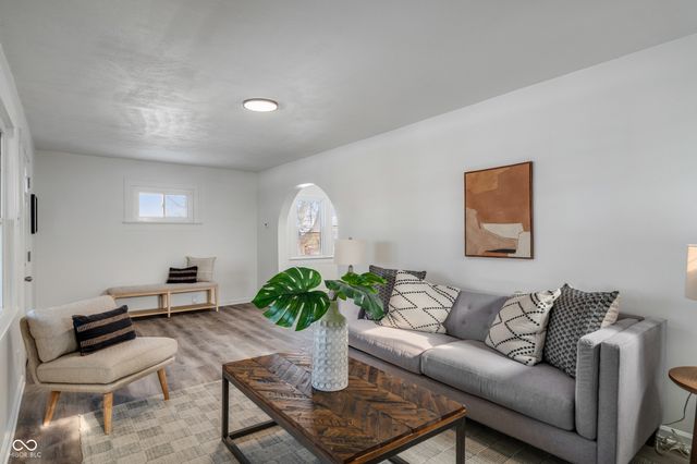 1027 N Linwood Avenue, Indianapolis, IN 46201