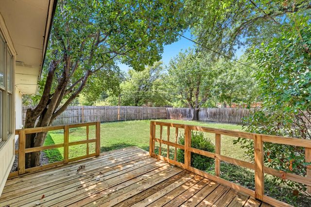 5234 Cornvalley Drive, Arlington, TX 76017