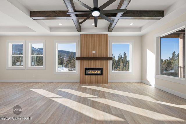 8200 Leo Circle, Anchorage, AK 99516