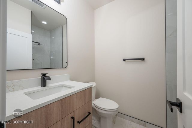 8200 Leo Circle, Anchorage, AK 99516