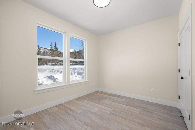 8200 Leo Circle, Anchorage, AK 99516