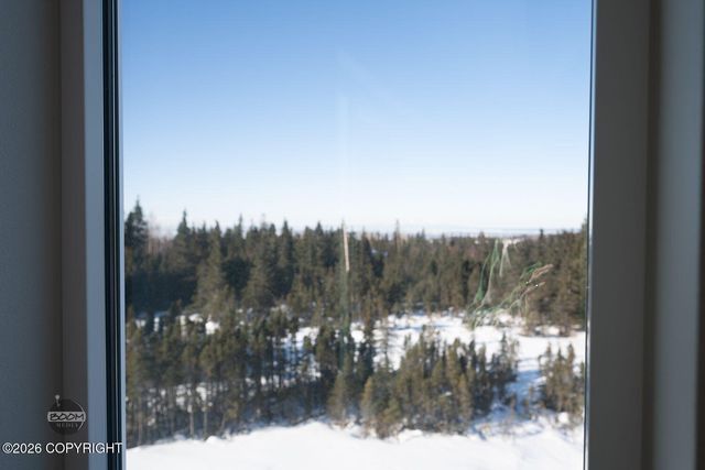 8200 Leo Circle, Anchorage, AK 99516