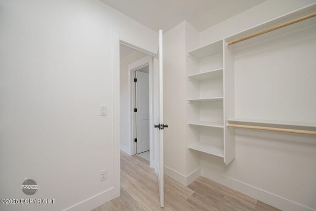 8200 Leo Circle, Anchorage, AK 99516