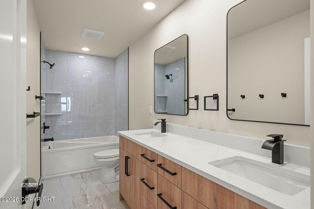 8200 Leo Circle, Anchorage, AK 99516