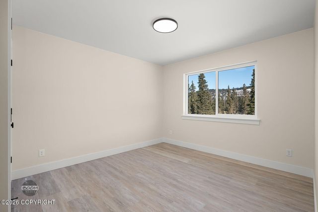 8200 Leo Circle, Anchorage, AK 99516