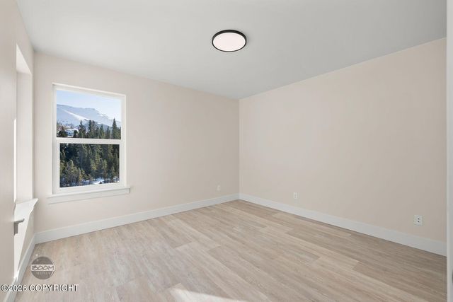 8200 Leo Circle, Anchorage, AK 99516