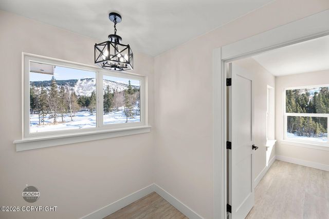 8200 Leo Circle, Anchorage, AK 99516