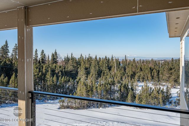 8200 Leo Circle, Anchorage, AK 99516