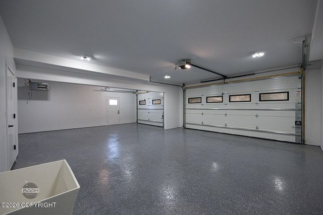 8200 Leo Circle, Anchorage, AK 99516