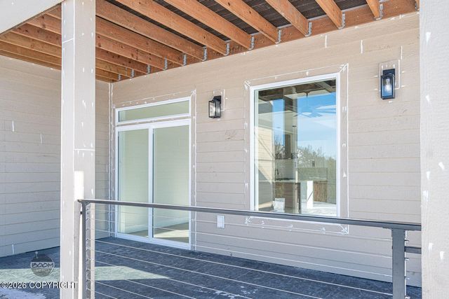 8200 Leo Circle, Anchorage, AK 99516