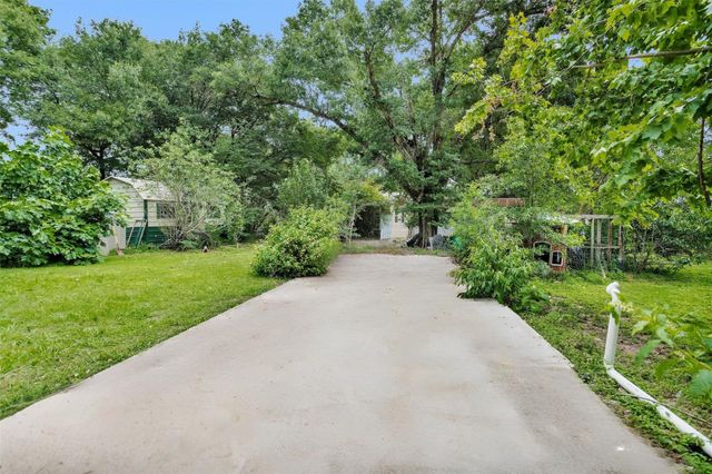 32117 Old Hempstead Road, Magnolia, TX 77355