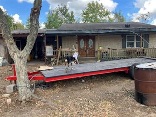 248 Becky Street, El Campo, TX 77437