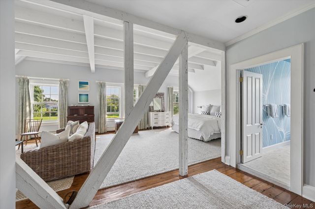 5 Shinnecock Road, Quogue, NY 11959