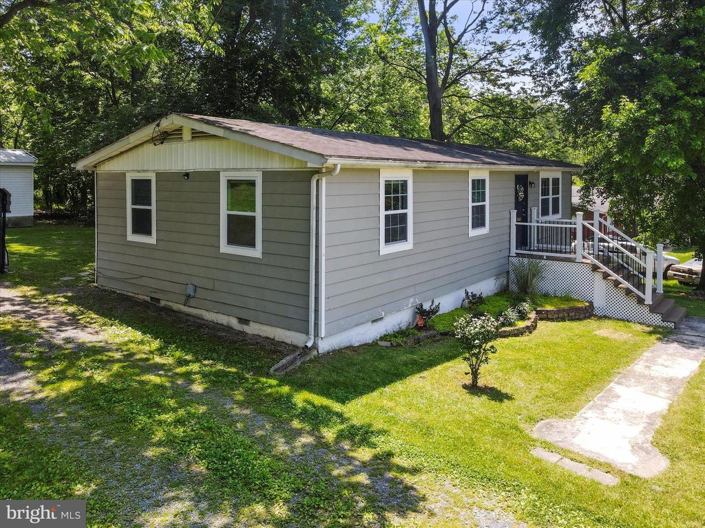 46 FINCH LN, Shepherdstown, WV 25443