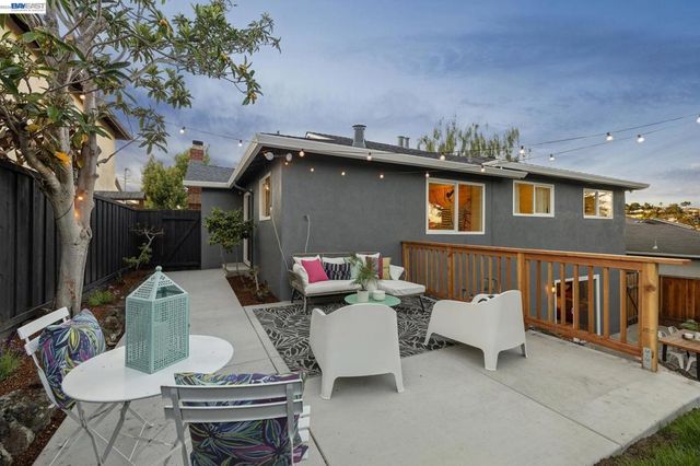 3169 AYLESBURY COURT, Castro Valley, CA 94546