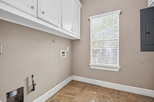 5771 Belarbor Street, Houston, TX 77033