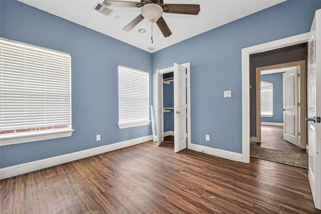 5771 Belarbor Street, Houston, TX 77033