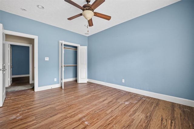 5771 Belarbor Street, Houston, TX 77033