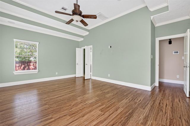 5771 Belarbor Street, Houston, TX 77033