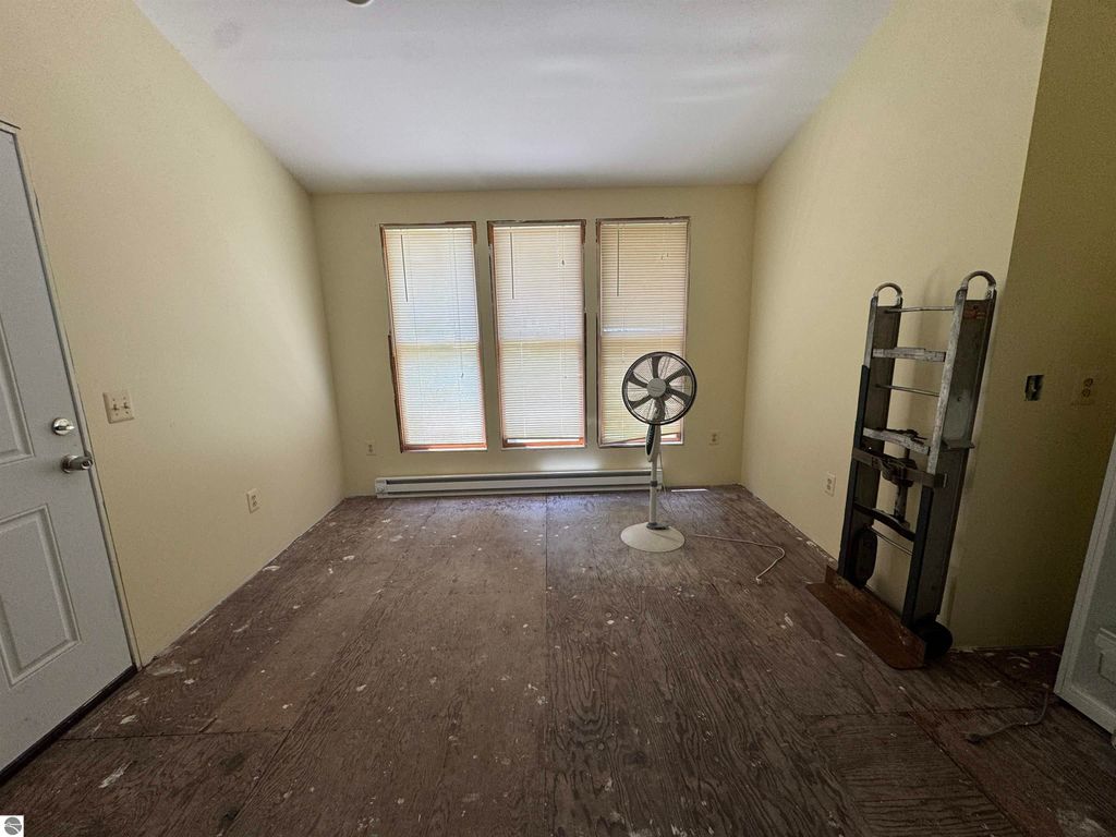 Image 16 of property listing at 213 N Pine Street, Lake City, MI 49651