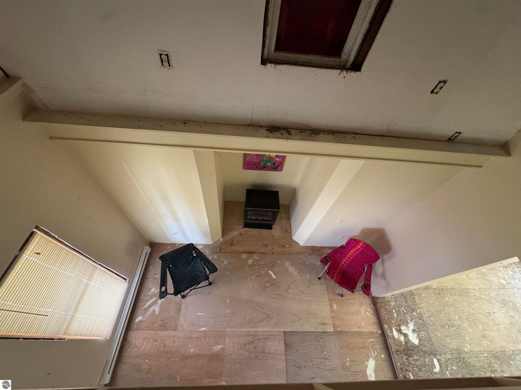 Image 23 of property listing at 213 N Pine Street, Lake City, MI 49651