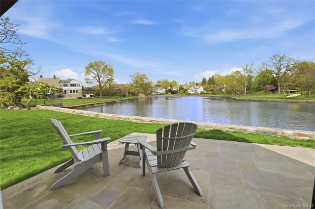 8 Wildwood Circle, Larchmont, NY 10538