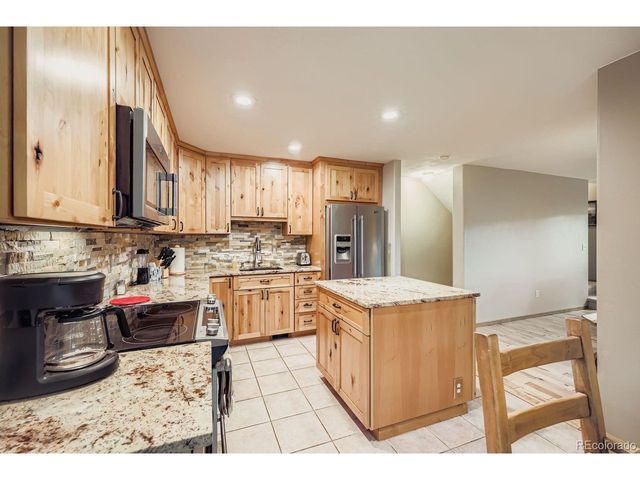 323 Twenty Grand Dr, Silverthorne, CO 80498