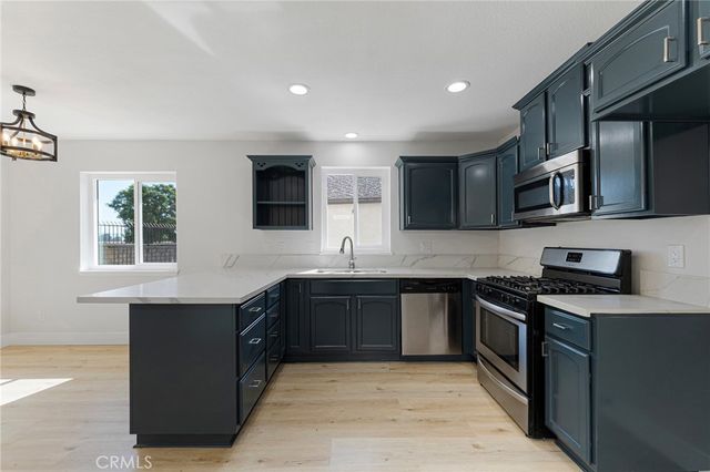 4905 Village Green, San Bernardino, CA 92407