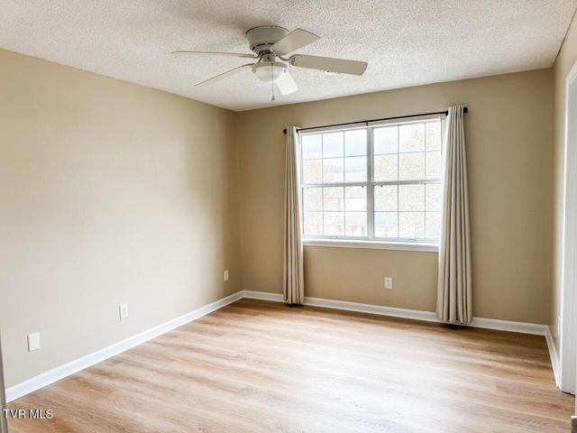 112 Boardwalk, Bristol, TN 37620