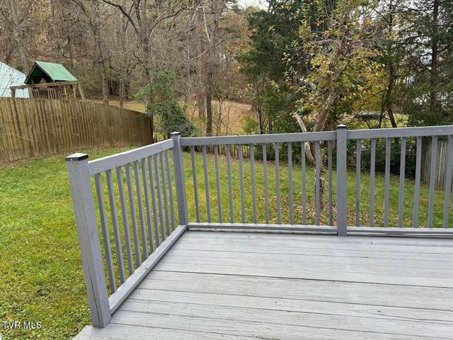 112 Boardwalk, Bristol, TN 37620