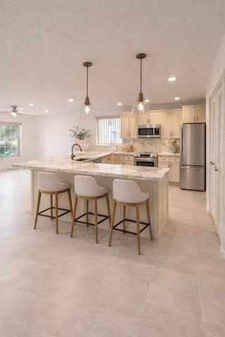 21232 SW 94th Ct, Cutler Bay, FL 33189