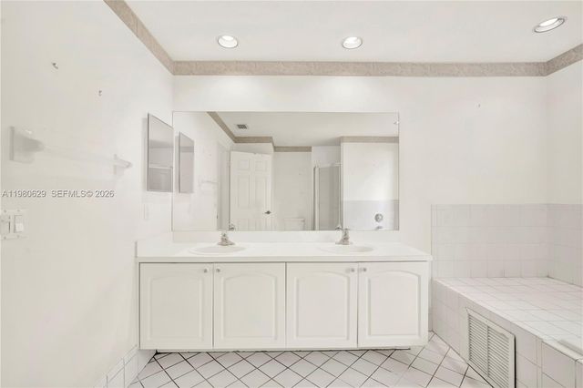 21232 SW 94th Ct, Cutler Bay, FL 33189