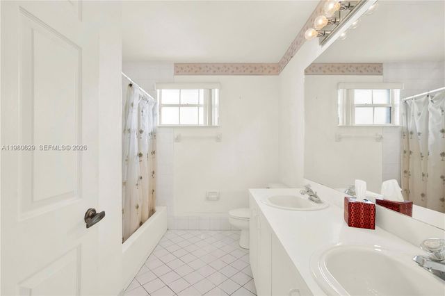 21232 SW 94th Ct, Cutler Bay, FL 33189